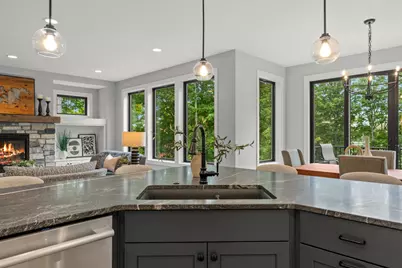 4215 Halsteads Bay Lane, Excelsior, MN 55331 - Photo 9