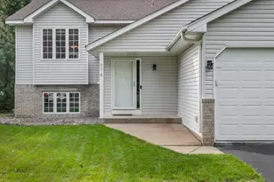 674 Lois Ln, Lino Lakes, MN 55014 - Photo 3