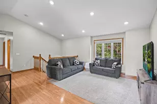 674 Lois Ln, Lino Lakes, MN 55014 - Photo 9