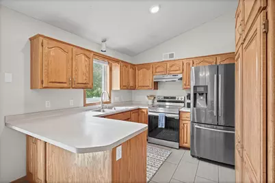 674 Lois Lane, Lino Lakes, MN 55014 - Photo 17