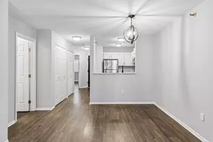 7610 York Ave S, Edina, MN 55435 - Photo 9
