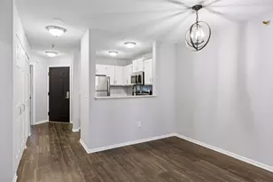 7610 York Ave S, Edina, MN 55435 - Photo 11