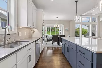 5495 Alvarado Lane N, Plymouth, MN 55446 - Photo 15