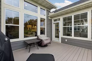 5495 Alvarado Ln N, Plymouth, MN 55446 - Photo 37