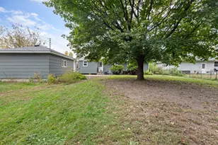 196 E 95th St Cir, Bloomington, MN 55420 - Photo 27