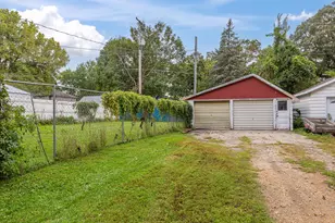 251 N Lincoln St, Lake Crystal, MN 56055 - Photo 27