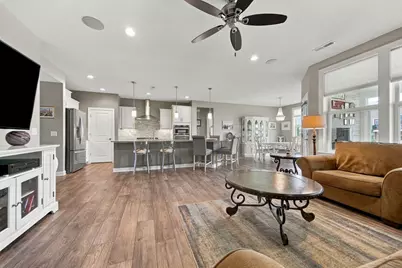 8275 Oakview Court N, Maple Grove, MN 55369 - Photo 25