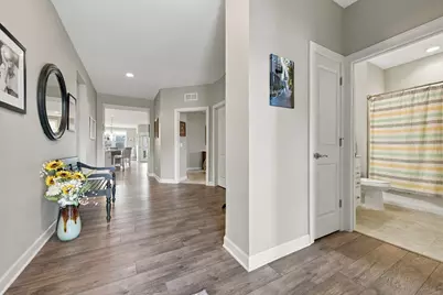 8275 Oakview Court N, Maple Grove, MN 55369 - Photo 5