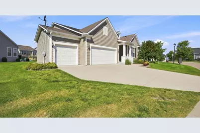 8275 Oakview Court N, Maple Grove, MN 55369 - Photo 3