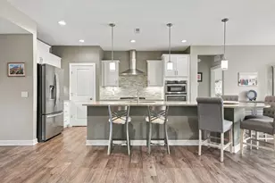 8275 Oakview Ct N, Maple Grove, MN 55369 - Photo 15
