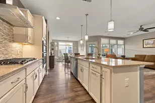 8275 Oakview Ct N, Maple Grove, MN 55369 - Photo 21