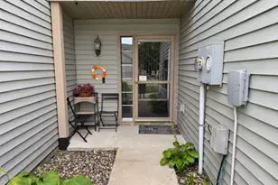 26535 Evergreen Ct, Elko New Market, MN 55020 - Photo 3