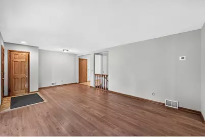 6913 Toledo Avenue N, Brooklyn Center, MN 55429 - Photo 13