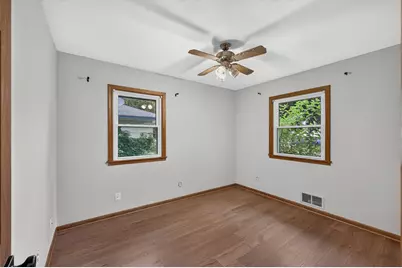 6913 Toledo Avenue N, Brooklyn Center, MN 55429 - Photo 21