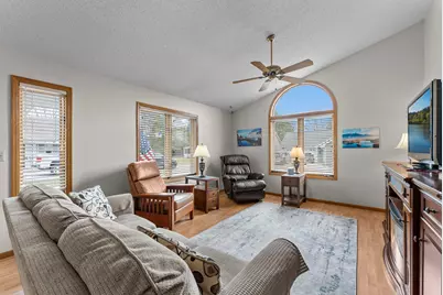 420 Village Court, Cambridge, MN 55008 - Photo 5