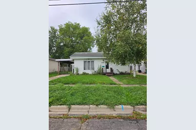 905 Ulstad Avenue, Albert Lea, MN 56007 - Photo 1