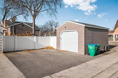 3029 Idaho Avenue S, Saint Louis Park, MN 55426 - Photo 23