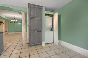 300 Ridgewood Ave, Minneapolis, MN 55403 - Photo 17