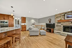 2228 Viking Dr NW, Rochester, MN 55901 - Photo 9