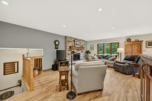 2228 Viking Dr NW, Rochester, MN 55901 - Photo 7