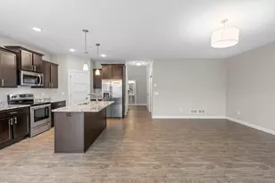 2119 Cleveland Ln S, Cambridge, MN 55008 - Photo 17