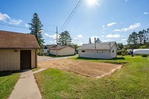 206 Dudley Ave, Coleraine, MN 55722 - Photo 21