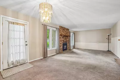 8408 Sheridan Avenue N, Brooklyn Park, MN 55444 - Photo 5
