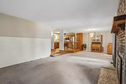 8408 Sheridan Avenue N, Brooklyn Park, MN 55444 - Photo 3