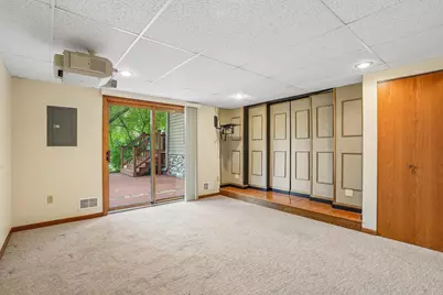 8408 Sheridan Avenue N, Brooklyn Park, MN 55444 - Photo 17