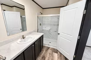 215 N McKay Ave, Alexandria, MN 56308 - Photo 7