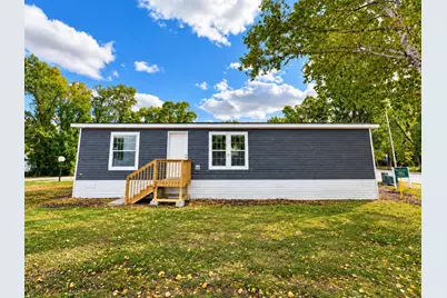 215 N McKay Avenue #13, Alexandria, MN 56308 - Photo 1