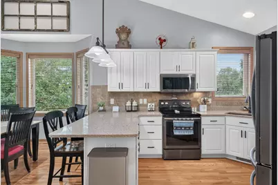2048 Crimson Ridge Drive NW, Rochester, MN 55901 - Photo 7
