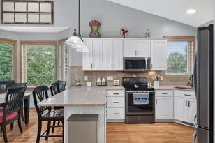 2048 Crimson Ridge Dr NW, Rochester, MN 55901 - Photo 7