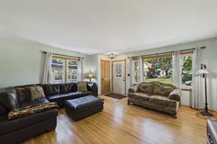 186 Hurley St E, West Saint Paul, MN 55118 - Photo 3