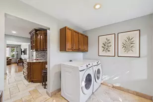186 Hurley St E, West Saint Paul, MN 55118 - Photo 9