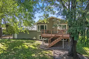 1719 Cudd Cir, Hudson, WI 54016 - Photo 9