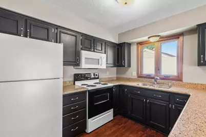 1719 Cudd Circle, Hudson, WI 54016 - Photo 7