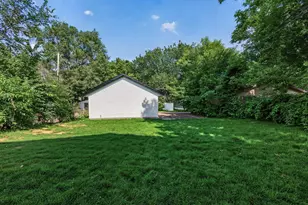 926 Galtier St, Saint Paul, MN 55117 - Photo 27