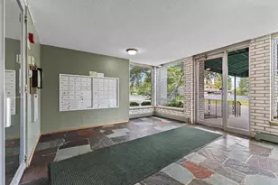 2730 Dale St N, Roseville, MN 55113 - Photo 21