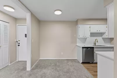 2730 Dale Street N #D305, Roseville, MN 55113 - Photo 7