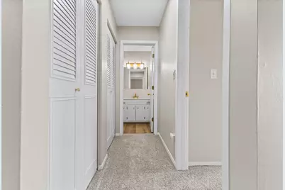 2730 Dale Street N #D305, Roseville, MN 55113 - Photo 11
