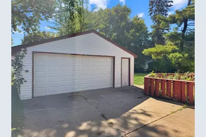 1750 Lark Avenue, Maplewood, MN 55109 - Photo 21