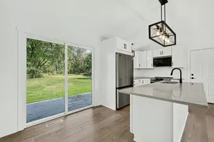 5225 Logan St SE, Rochester, MN 55904 - Photo 7