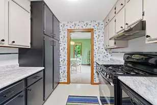 525 N Fremont St, River Falls, WI 54022 - Photo 9