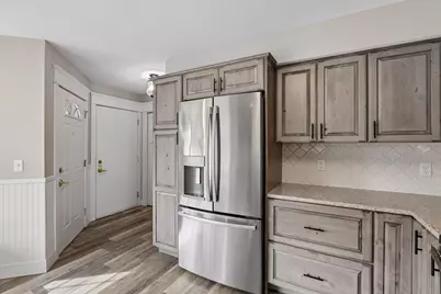 8605 Oxford Lane, Brooklyn Park, MN 55443 - Photo 5