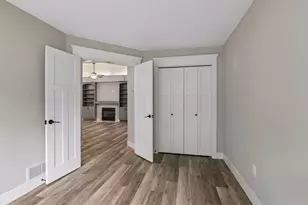 8605 Oxford Ln, Brooklyn Park, MN 55443 - Photo 15