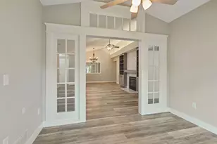 8605 Oxford Ln, Brooklyn Park, MN 55443 - Photo 17