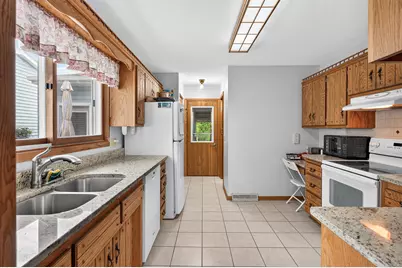 38558 Grand Avenue, North Branch, MN 55056 - Photo 17