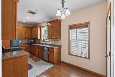 10013 Iris Lane, Eden Prairie, MN 55347 - Photo 15