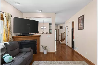 10013 Iris Lane, Eden Prairie, MN 55347 - Photo 9